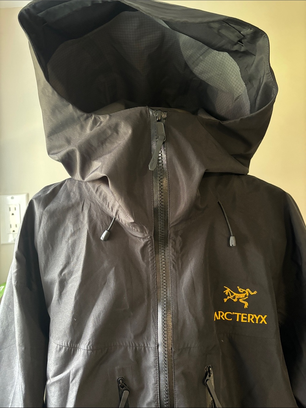 ARC’TERYX jacket - Picture 5 of 13